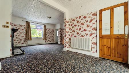 3 bedroom Semi-detached house for sale in Stoneleigh Road, Saddleworth, OL4