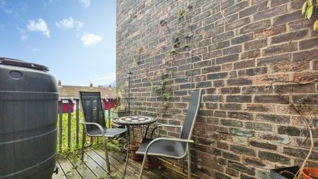 2 bedroom Terraced House for sale in Stamford Road, Lees, Oldham, OL4
