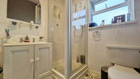2 bedroom Terraced House for sale in Stamford Road, Lees, Oldham, OL4