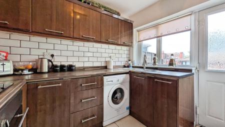 2 bedroom Terraced House for sale in Dunham Street, Lees, Oldham, OL4