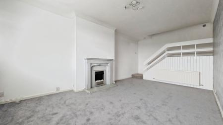 3 bedroom Semi-detached house to let in Denhill Drive, Springhead, Saddleworth, OL4