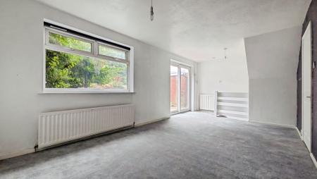 3 bedroom Semi-detached house to let in Denhill Drive, Springhead, Saddleworth, OL4