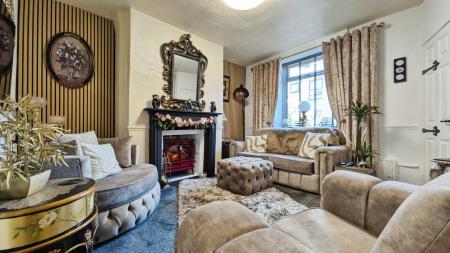2 bedroom Terraced House for sale in Woodend Street, Lees, Oldham, OL4