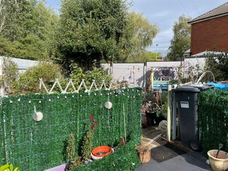 3 bedroom Semi-detached house for sale in Spring Close, Lees, Oldham, OL4
