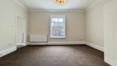 2 bedroom Flat to let in Benyon Street, Lees, Oldham, OL4
