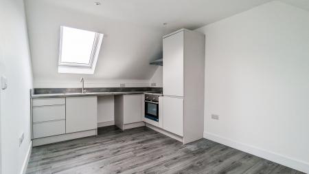 1 bedroom Flat to let in Canal view, Mossley, Mossley, OL5