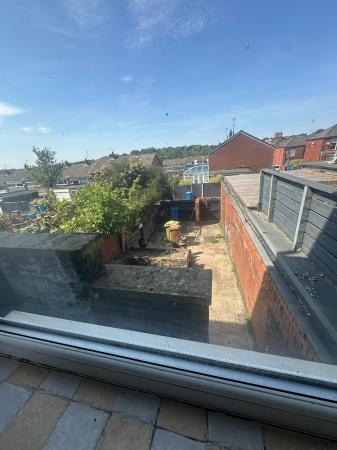 2 bedroom Terraced House to let in Stamford Road, Lees, Oldham, OL4