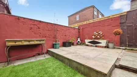 2 bedroom Terraced House for sale in Beresford Street, Greenacres, Oldham, OL4