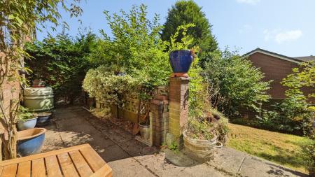 4 bedroom Detached house for sale in The Woods, Grotton, Saddleworth, OL4