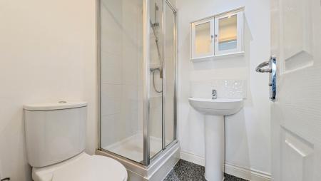 3 bedroom Town house for sale in Shuttle Close, Mossley, Mossley, OL5