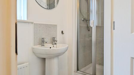 3 bedroom Town house for sale in Shuttle Close, Mossley, Mossley, OL5