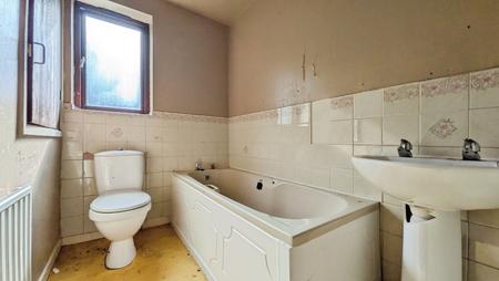 2 bedroom Semi-detached house for sale in Bottomfield Close, Derker, Oldham, OL1