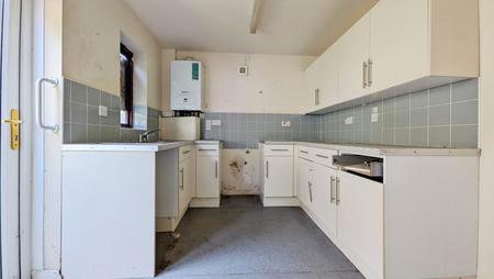 2 bedroom Semi-detached house for sale in Bottomfield Close, Derker, Oldham, OL1