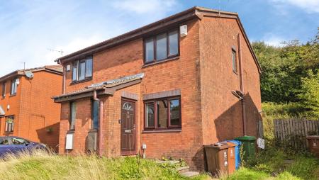 2 bedroom Semi-detached house for sale in Bottomfield Close, Derker, Oldham, OL1