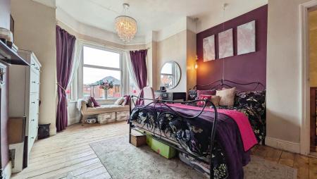 3 bedroom Terraced House for sale in Moston Lane East, New Moston, Manchester, M40
