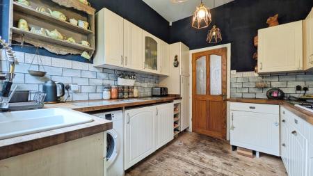 3 bedroom Terraced House for sale in Moston Lane East, New Moston, Manchester, M40