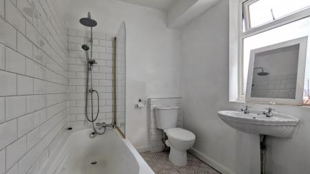 2 bedroom Terraced House to let in Brookhill Street, Manchester, M40