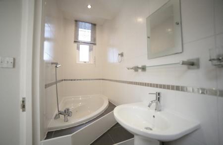 1 bedroom Flat to let in St Pauls House, Church Street, Royton, OL2