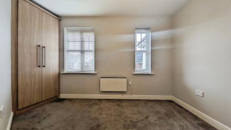 2 bedroom Apartment to let in Cromwell Avenue, Manchester, SK5