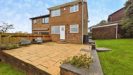 3 bedroom Semi-detached house for sale in Vicarage Close, Springhead, Saddleworth, OL4