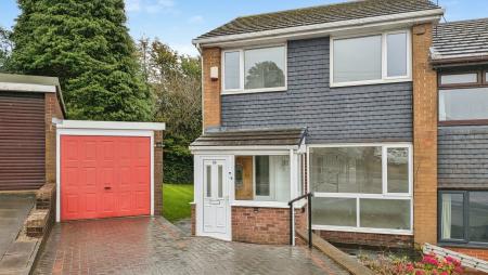 3 bedroom Semi-detached house for sale in Vicarage Close, Springhead, Saddleworth, OL4