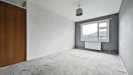 3 bedroom Terraced House for sale in Chapel Lane, Royton, OL2