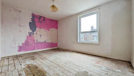 2 bedroom End of terrace house for sale in Oak Street, Shaw, OL2