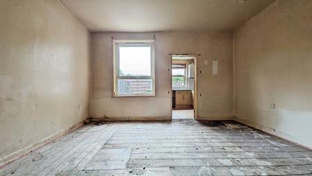 2 bedroom End of terrace house for sale in Oak Street, Shaw, OL2