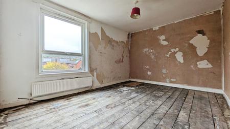 2 bedroom End of terrace house for sale in Oak Street, Shaw, OL2