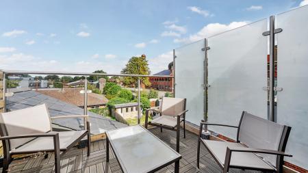 2 bedroom Flat for sale in Divinity Road, Cowley, Oxford, OX4