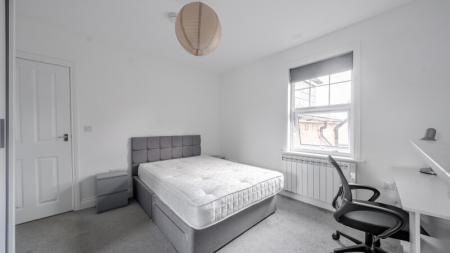 2 bedroom Flat for sale in Divinity Road, Cowley, Oxford, OX4