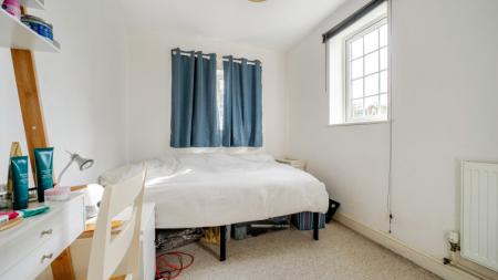 2 bedroom Flat for sale in Swinburne Road, Oxford, OX4