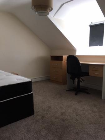 4 bedroom Terraced House to let in Hurst Street, Cowley, Oxford, OX4