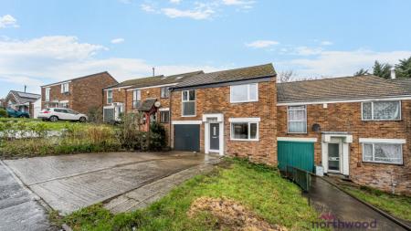 4 bedroom Terraced House to let in Green Ridges, Oxford, OX3