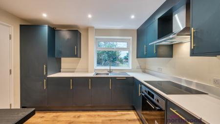 4 bedroom Terraced House to let in Green Ridges, Oxford, OX3