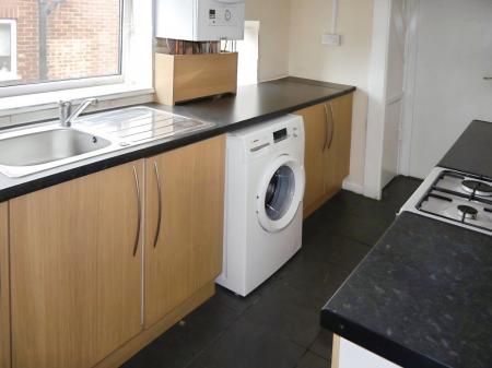 5 bedroom Semi-detached house to let in Temple Road, Cowley, Oxford, OX4