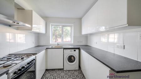 3 bedroom Semi-detached house to let in Gwyneth Road, Littlemore, Oxford, OX4