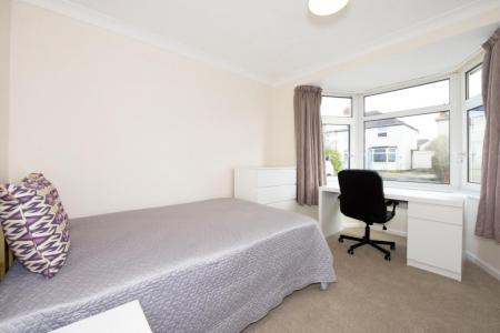 4 bedroom Semi-detached house to let in Benson Road, Oxford, OX3