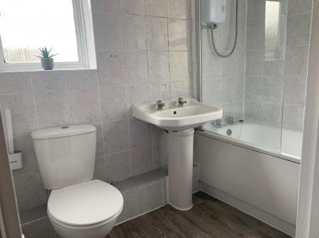 4 bedroom Semi-detached house to let in Dene Road, Oxford, OX3