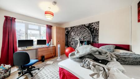 4 bedroom Terraced House to let in Dynham Place, Headington, Oxford, OX3