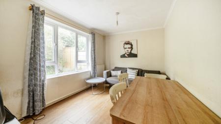 4 bedroom Terraced House to let in Dynham Place, Headington, Oxford, OX3