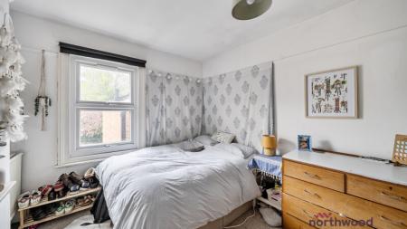 3 bedroom End of terrace house for sale in Southfield Road, Oxford, OX4