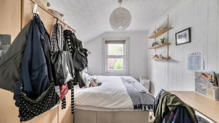 3 bedroom End of terrace house for sale in Southfield Road, Oxford, OX4