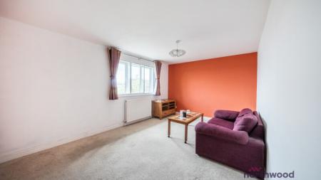 2 bedroom Flat for sale in Holly Court, Sandy Lane, Littlemore, Oxford, OX4
