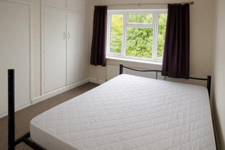 1 bedroom Flat to let in Brookfield Crescent, Oxford, OX3