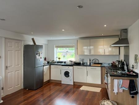 1 bedroom Flat to let in Quarry High Street, Headington, Oxford, OX3