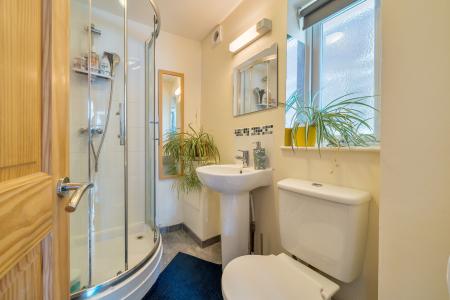 2 bedroom Flat for sale in Henley Street, Cowley, Oxford, OX4