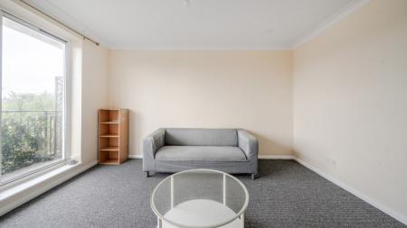2 bedroom Flat to let in Lizmans Court, Silkdale Close, Cowley, Oxford, OX4