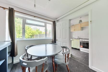 1 bedroom Flat to let in Brookfield Crescent, Oxford, OX3