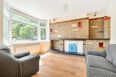1 bedroom Flat to let in Brookfield Crescent, Oxford, OX3